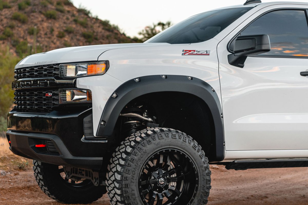 Chevrolet Silverado 1500 Pocket Fender Flares - Rough Country - G42 - White Sands - '22-'26